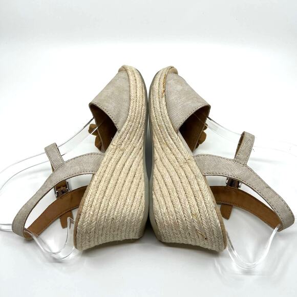 B.O.C. Born Floral Ankle Strap Wedge Espadrille Sandals 8 US - Picture 7 of 9